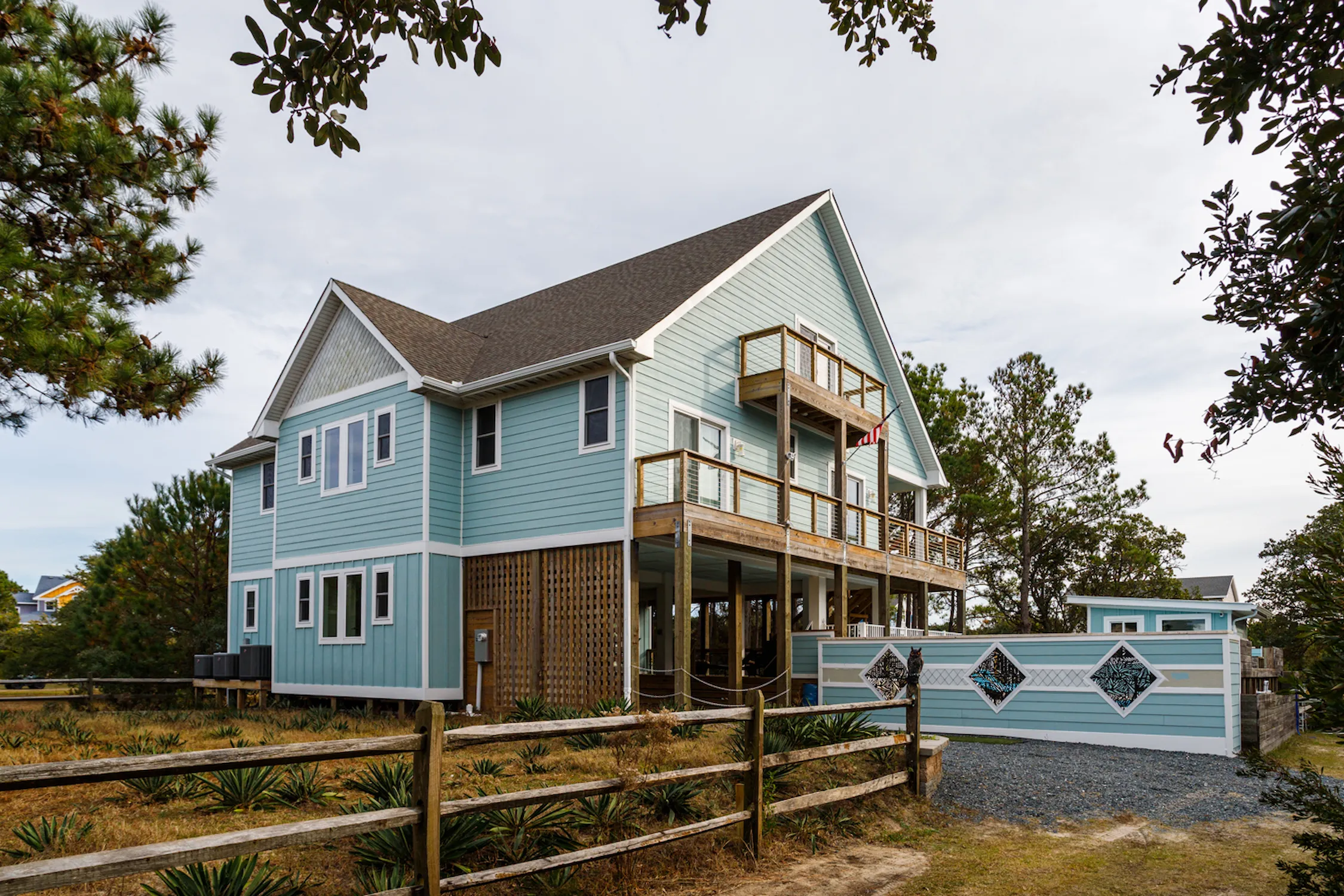 Outer Banks Carova Live Oak Landing